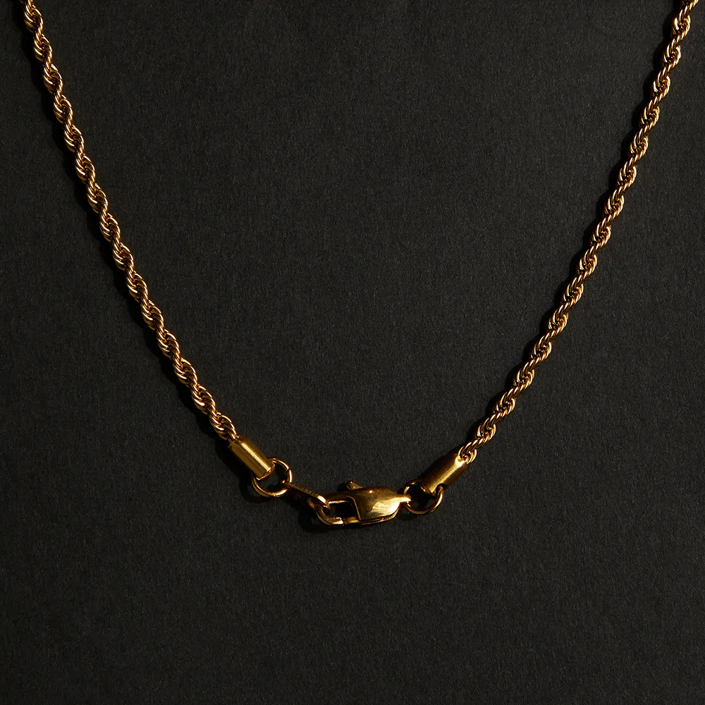 Hockey Mask Pendant & Chain (Gold)